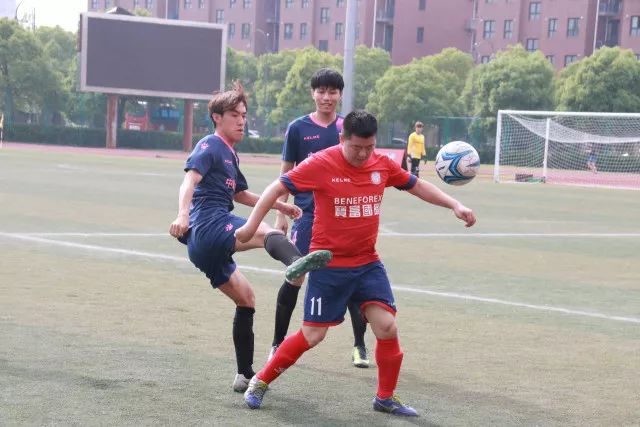 郭艾伦复出13+8辽宁7连胜 浙江大胜北京37分